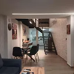 Loft Of E-smile Family דירה *