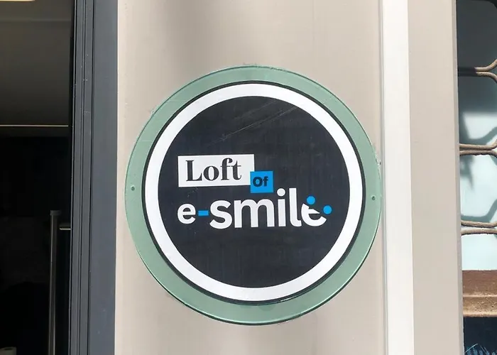 Loft Of E-smile Family Salonic