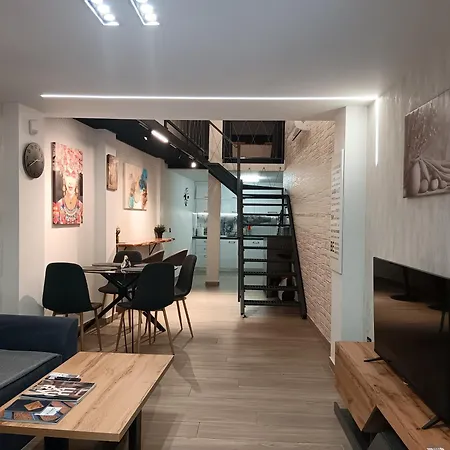 Loft Of E-smile Family Salonic